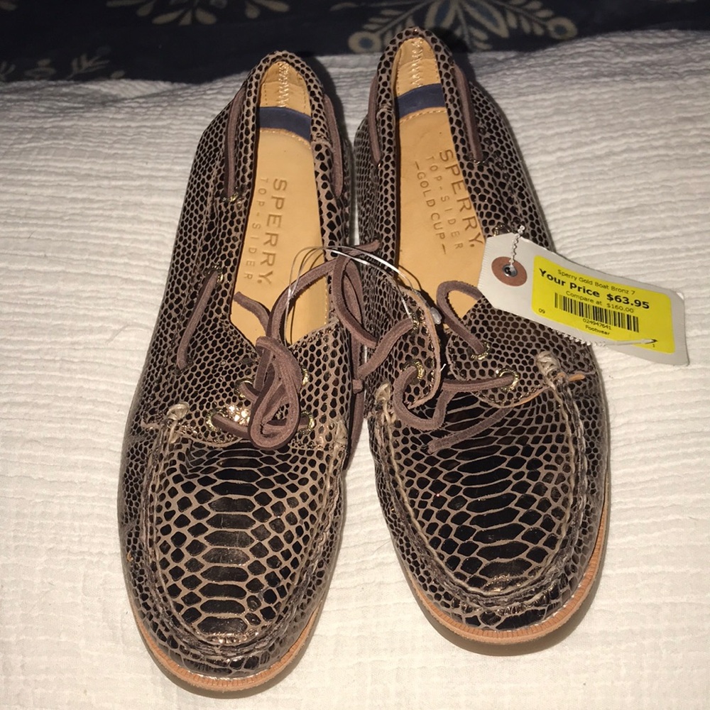 Sperry Top Sider Gold Cup Shoes Size 7 NWT